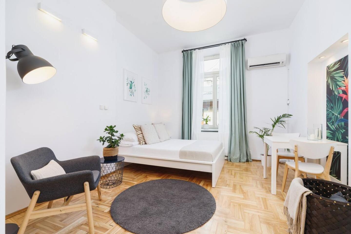 Apartamento Private Parking - Old Town - Sw Krzyza 16 Street Cracovia Exterior foto